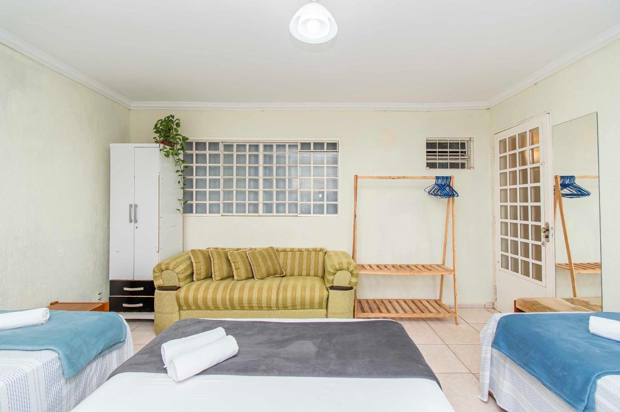 Homestay Aconchegante 5 Min Da Esplanada *